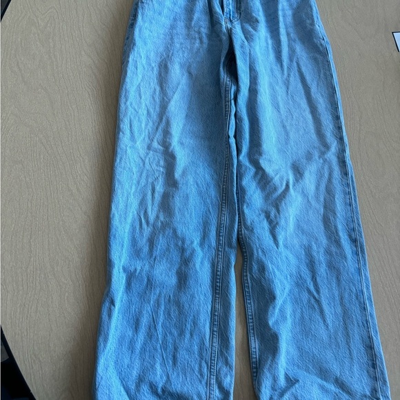 Abercrombie and Fitch loose high waist medium color 26 short nwt - Picture 3 of 7